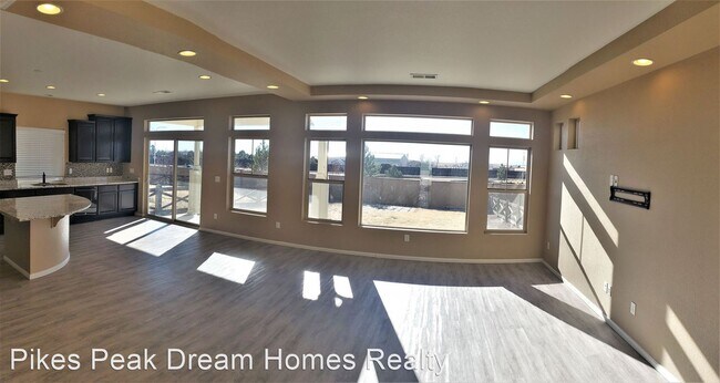 Building Photo - 3 br, 3 bath House - 8233 Plumwood Circle