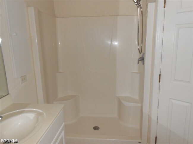 Foto del edificio - 4507 20th St SW