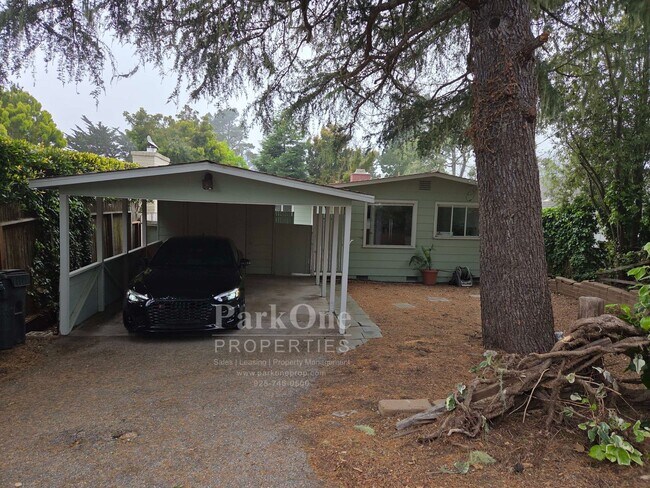 Foto del edificio - Super Cute Carmel Home Available for Long ...