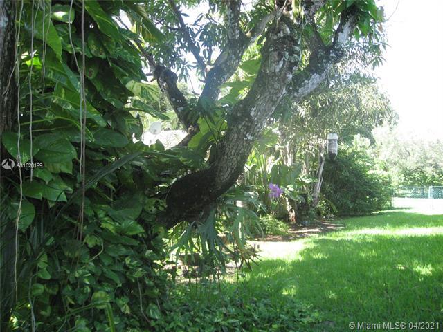 Building Photo - 8420 SW 158th St