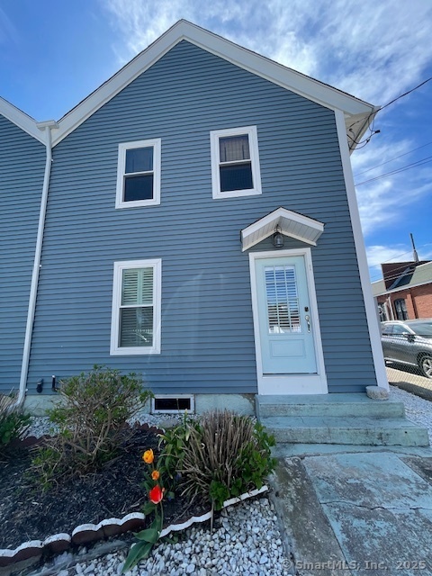 Primary Photo - 1 Bradley St
