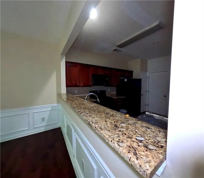 Building Photo - 4132 Royal Regency Cir