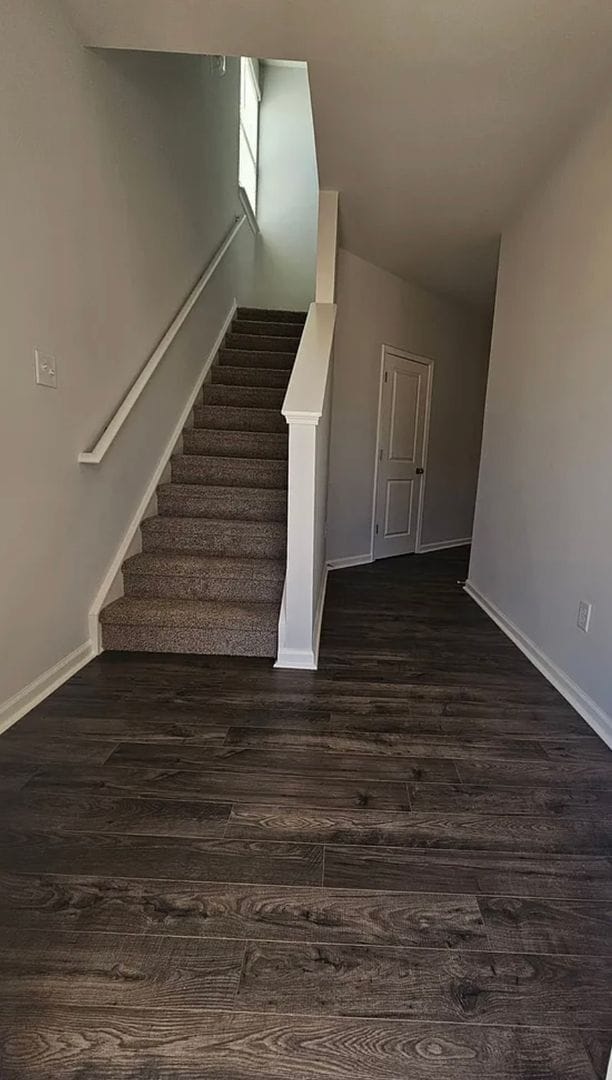 Photo - Very Spacious Townhome Available For Move In March 2026