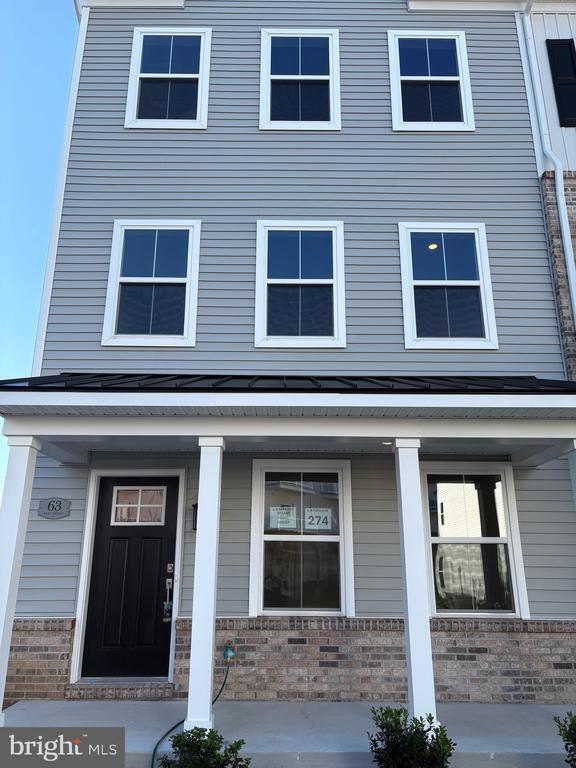 Building Photo - 63 E Front St