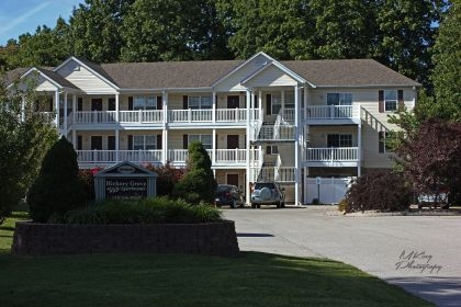 Primary Photo - Hickory Grove Apartments