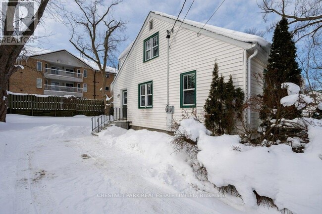 Photo du bâtiment - 31 Washburn St