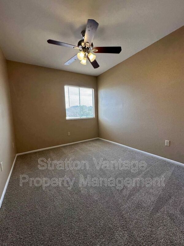 Foto del edificio - 10203 N 7th Pl