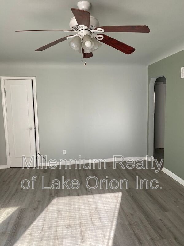 Foto del edificio - 4673 Academy St