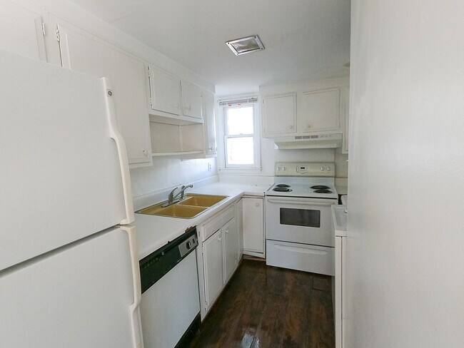 Foto del edificio - 3706 E North St