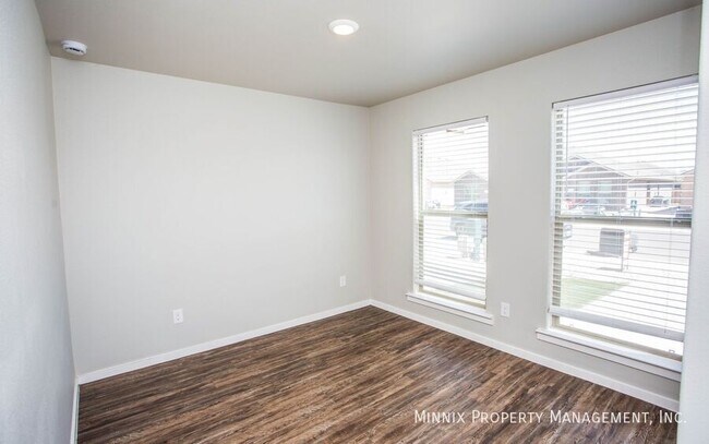 Foto del edificio - 2113 N Jayton Ave