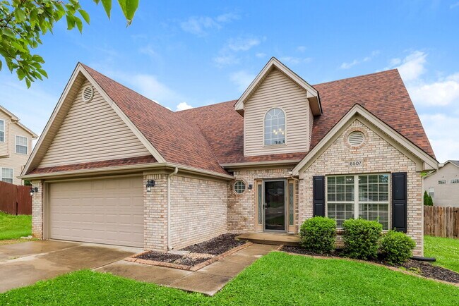 Foto del edificio - 8507 Bucking Trail Ct