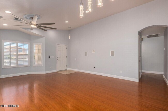 Foto del edificio - 13022 N 130th Ln