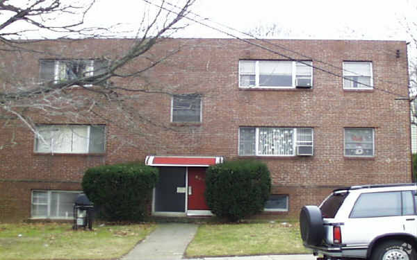 Primary Photo - Karina Apartments