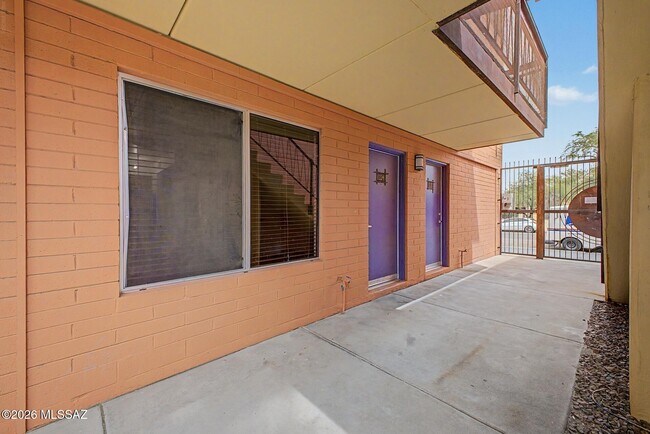 Foto del edificio - 55 N Cherry Ave
