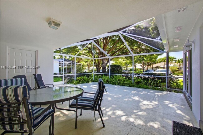 Foto del edificio - 7102 Geminata Oak Ct