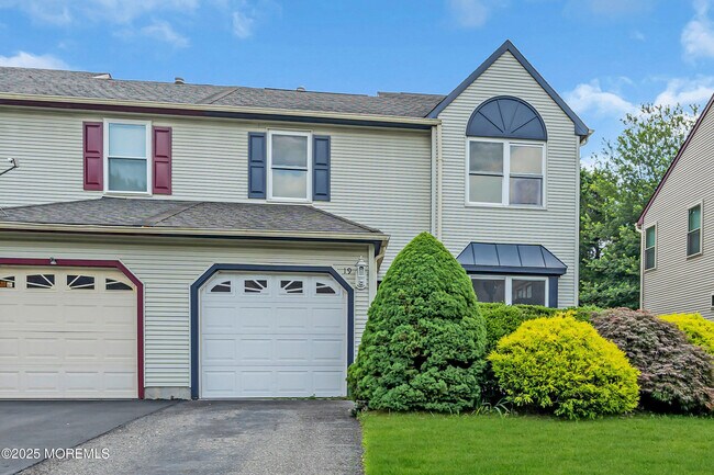 Building Photo - 19 Longbrook Ln