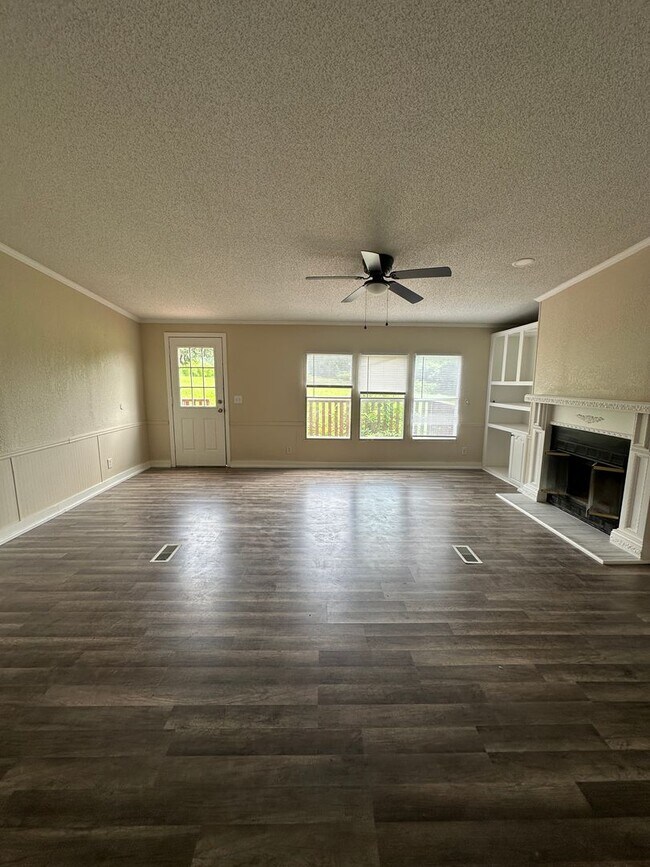 Foto del edificio - 1405 Edwards Rd ALMA, AR 72921