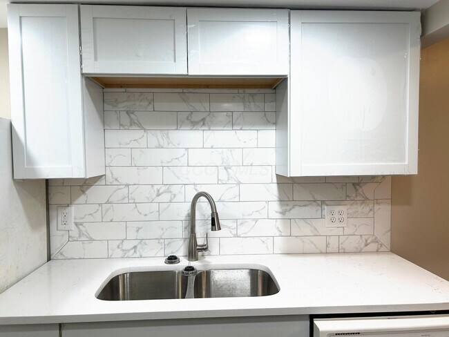 Foto del edificio - 86 Tarryton Ct W