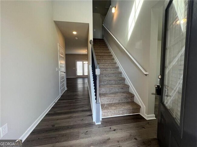 Building Photo - 213 Cornwell Wy