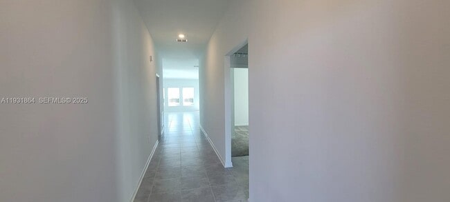 Building Photo - 2031 Punch Bowl Ave