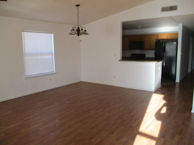 Building Photo - 11957 Mesquite Rock Dr