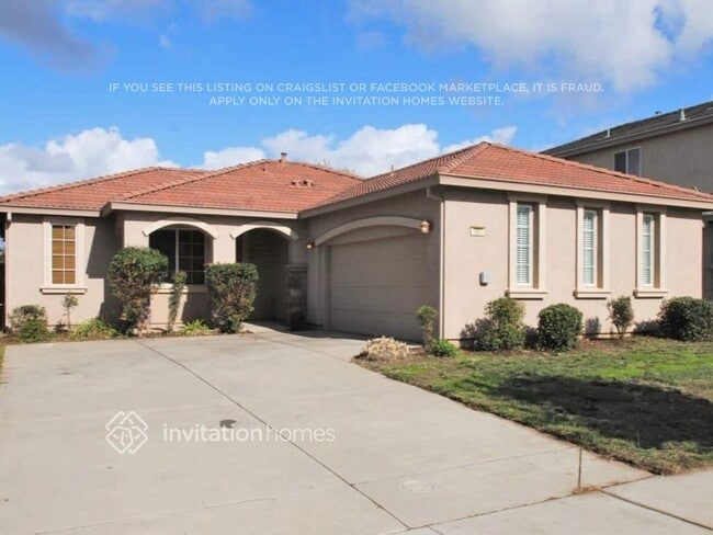 Building Photo - 1901 Pyramid Creek Dr