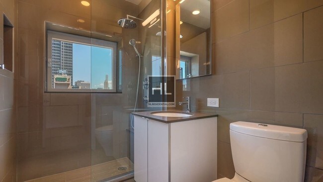 Building Photo - Furnished Luxury Studio Apartment in Chelsea