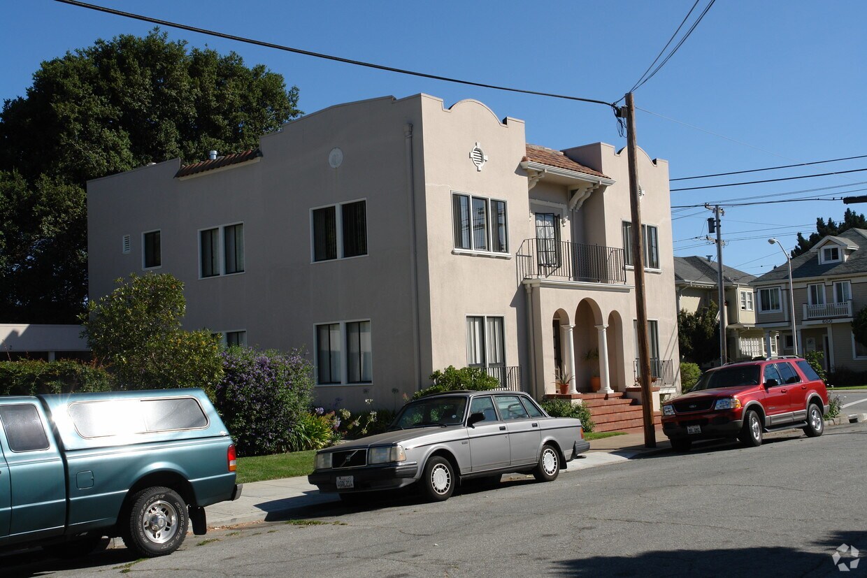 Primary Photo - 255 Grand Blvd