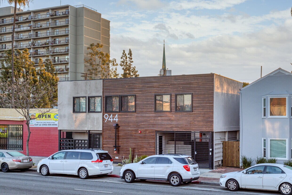 Foto del edificio - 944 Pacific Ave