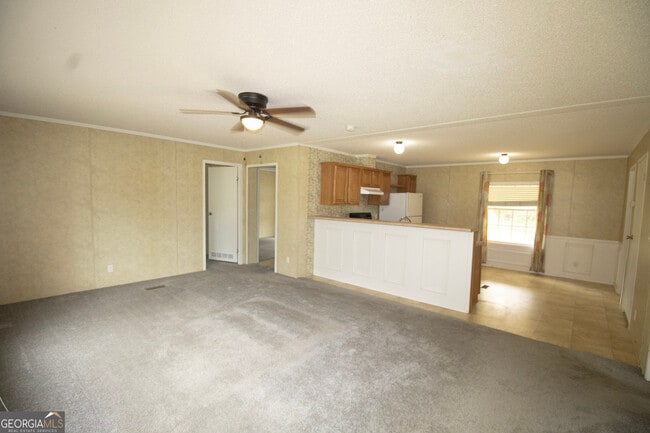 Building Photo - 1776 Zettwell Rd