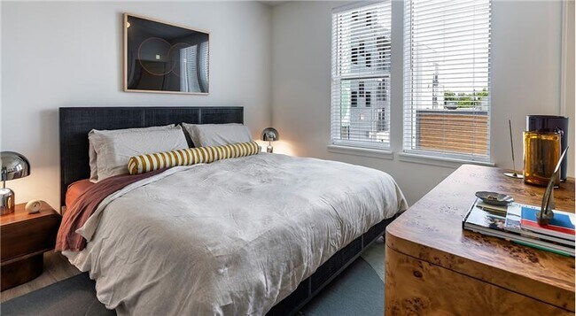 Foto del edificio - 5902 Westminster Dr