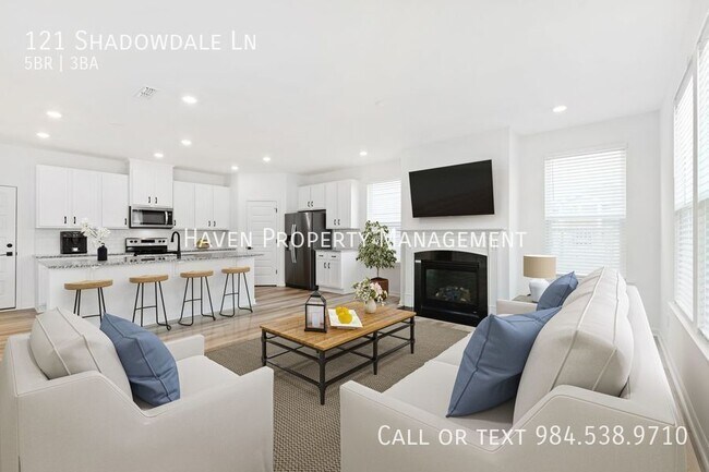 Foto del edificio - 121 Shadowdale Ln