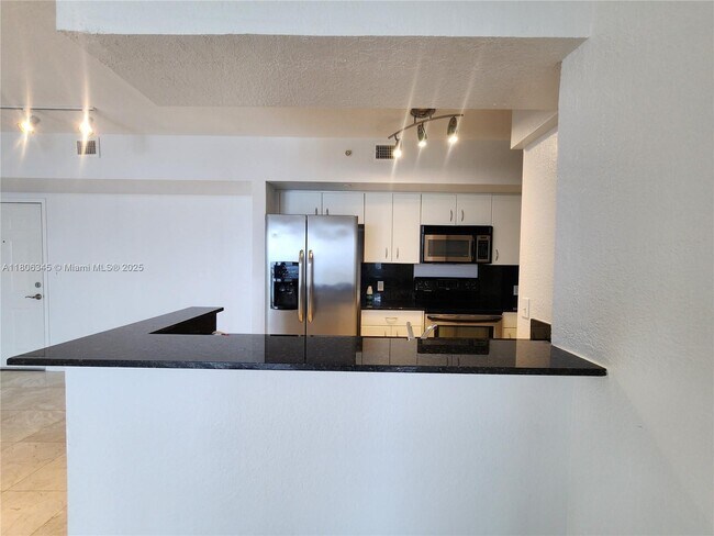Foto del edificio - 1625 Kennedy Cswy