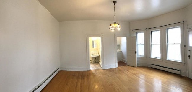 Building Photo - 1220 8th Ave Apt 2