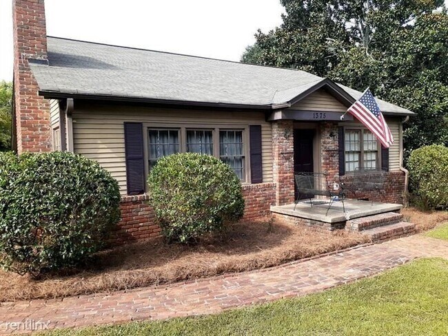 Foto del edificio - 2 br, 1 bath House - 1375 Glencrest Drive