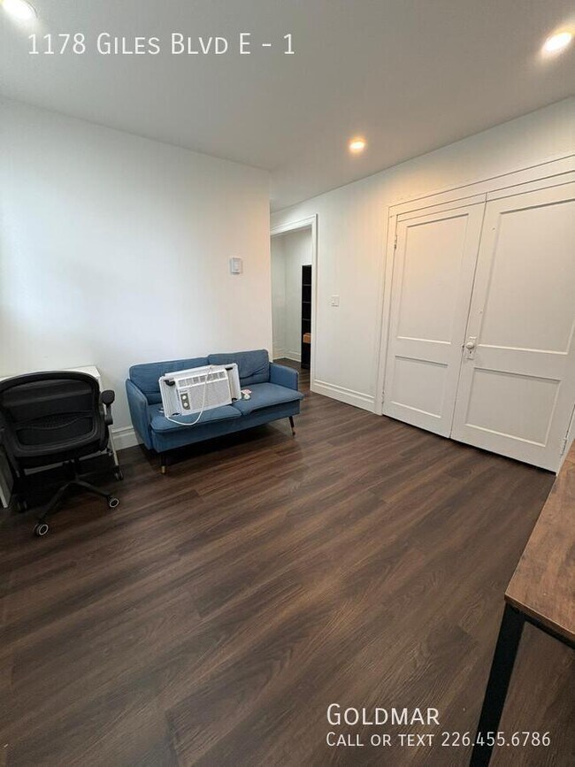 Building Photo - Furnished Two Bedroom