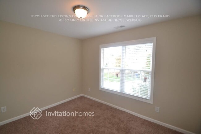 Foto del edificio - 7807 Green Mill Dr