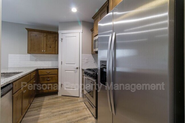 Photo - 6011 NE 105th Ave Townhome