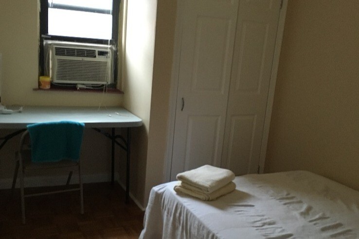Primary Photo - 1418 Walnut St