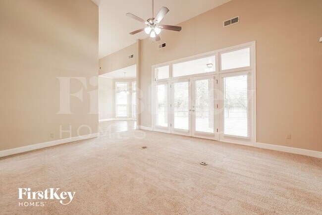 Foto del edificio - 5203 Tudor Ct