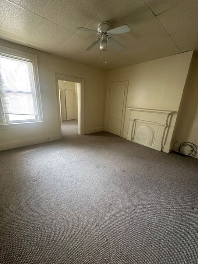 Foto del edificio - Spacious 3BR Townhouse Near Lawrenceville,...
