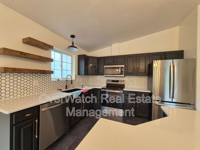 Building Photo - 19730 Highland Ridge Dr