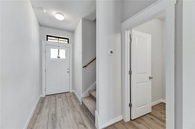 Foto del edificio - 252 Fieldwood Dr