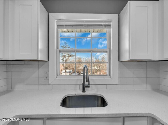 Foto del edificio - 364 Westwood Ave