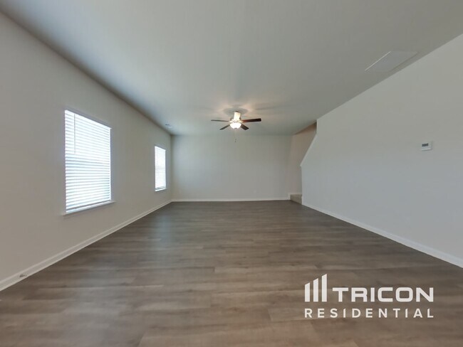 Building Photo - 1246 Fendt Dr
