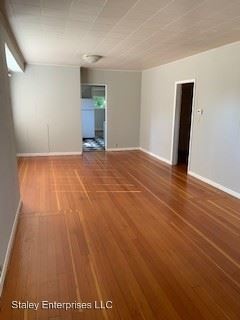Foto del edificio - 3 br, 1 bath House - 7030 SE Martins St.