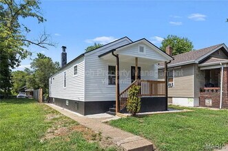 Building Photo - 5021 Davison Ave