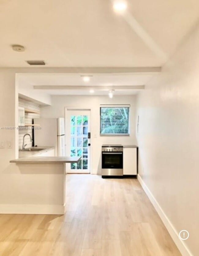 Building Photo - 2538 SW 11th St