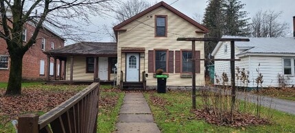 Building Photo - 43 N Main St