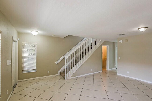 Foto del edificio - 964 Summit Lake Dr